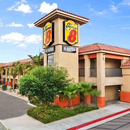 Hotel Super 8 By Wyndham Indio Exterior foto